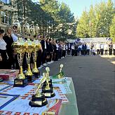 Церемония награждения отличников